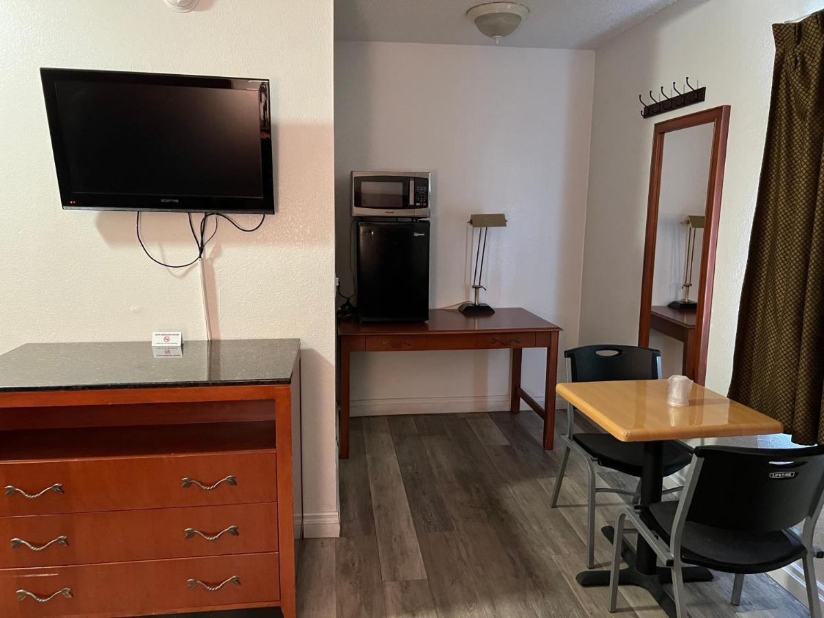 American Inn - Perris Luaran gambar