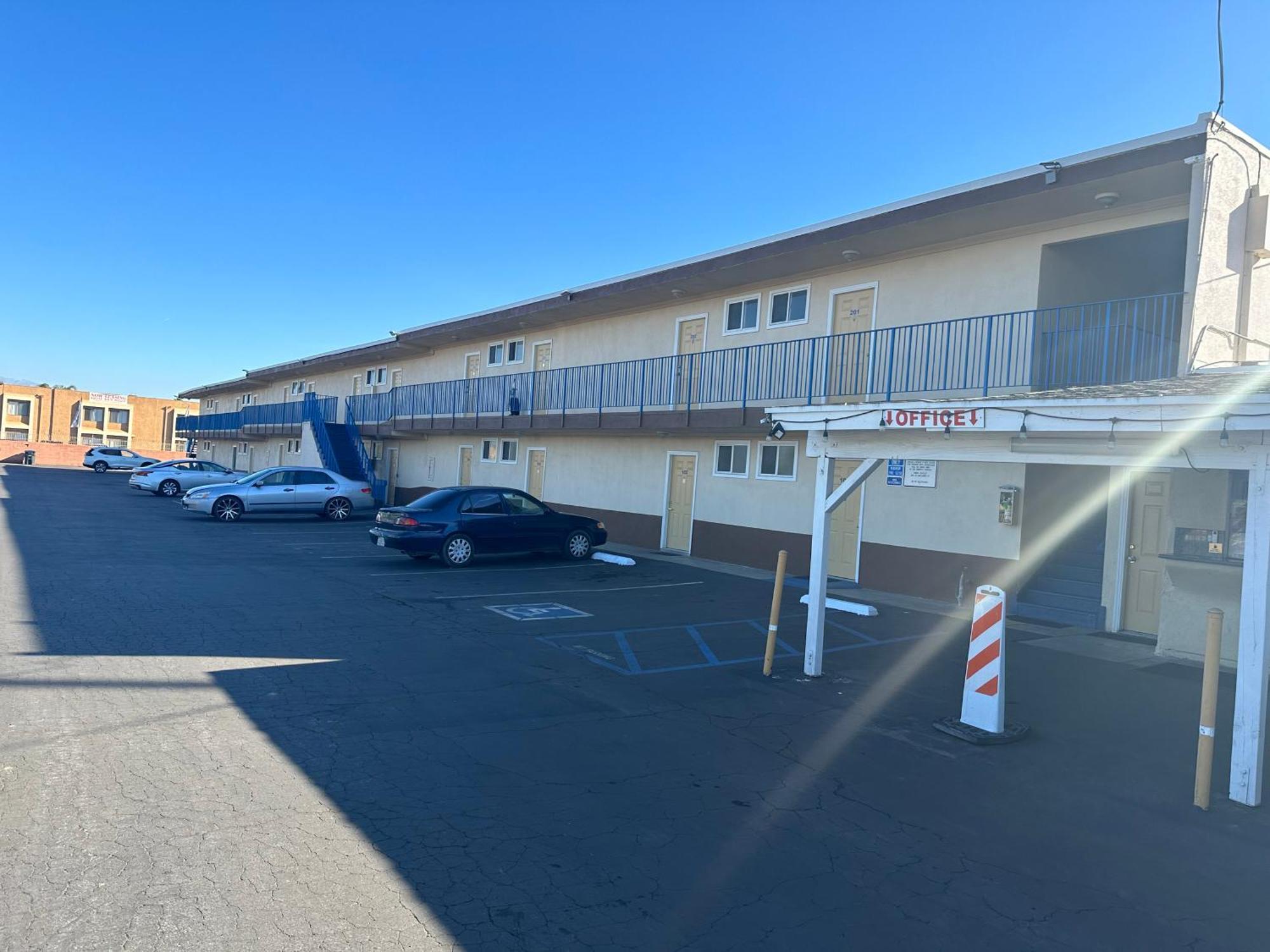 American Inn - Perris Luaran gambar
